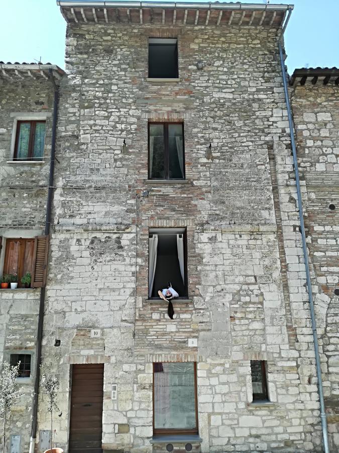 Civico 10 Hotell Gubbio Exteriör bild