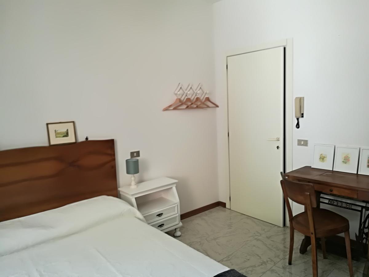 Civico 10 Hotell Gubbio Exteriör bild