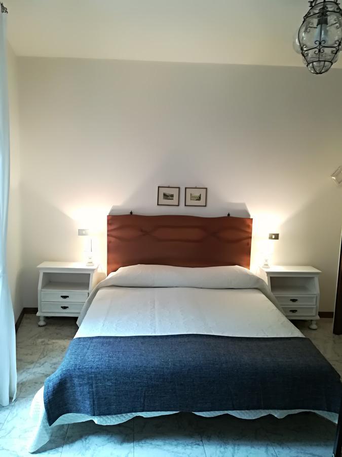 Civico 10 Hotell Gubbio Exteriör bild