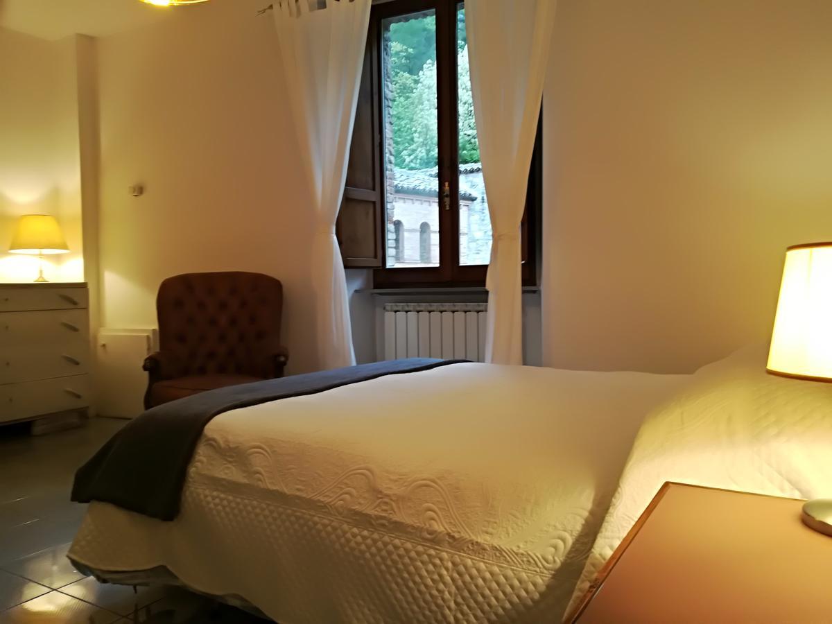 Civico 10 Hotell Gubbio Exteriör bild