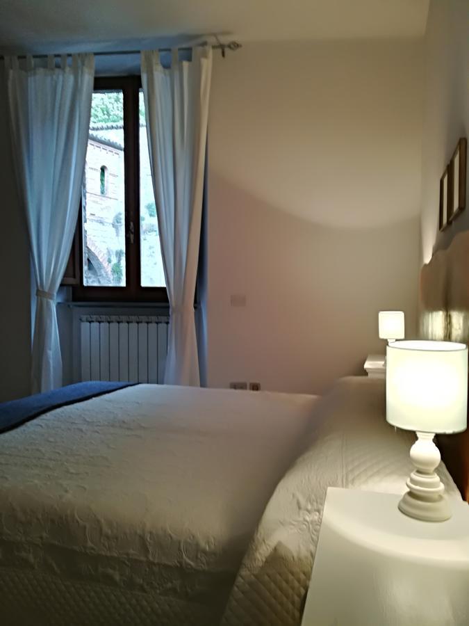Civico 10 Hotell Gubbio Exteriör bild